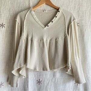 SOLD POL v neck cropped swing top S cream waffle knit long sleeve oversized